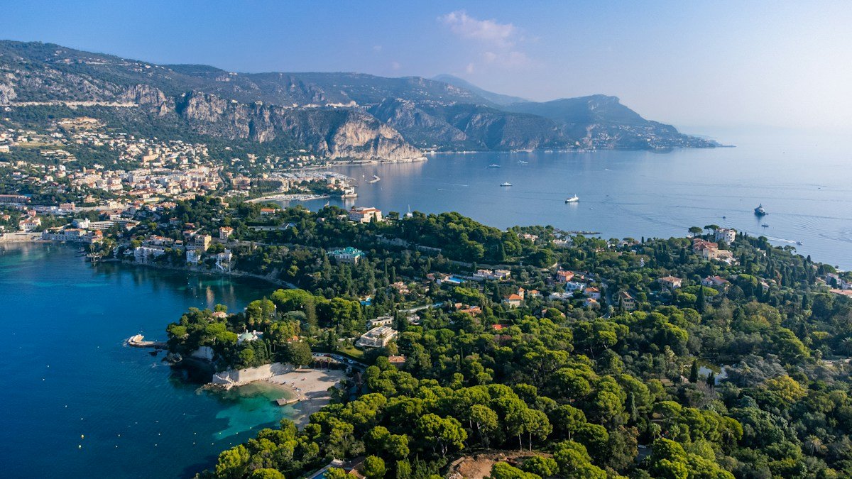 Le littoral de Saint-Jean-Cap-Ferrat.